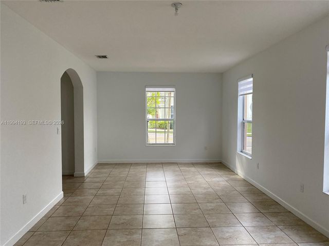 17001 SW 90th Ter 1, Miami, FL 33196