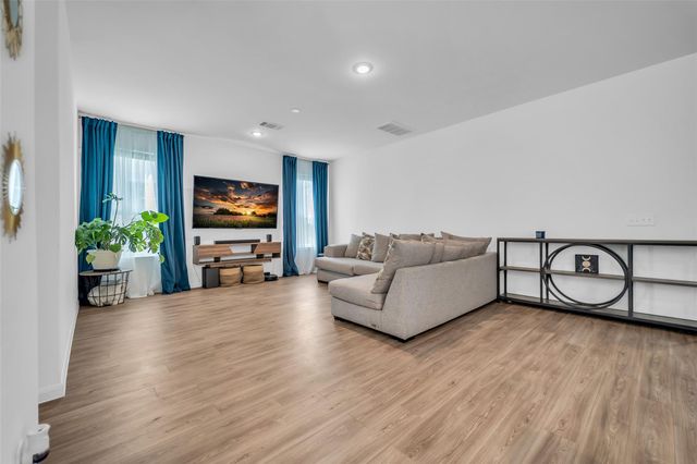 7306 Madison Commons Lane, Houston, TX 77075