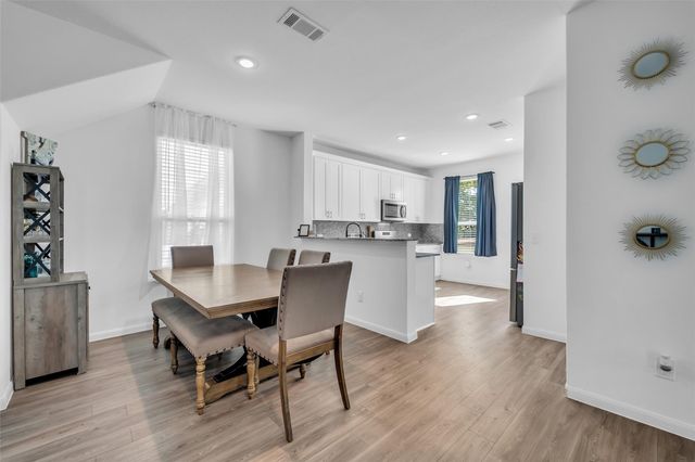 7306 Madison Commons Lane, Houston, TX 77075