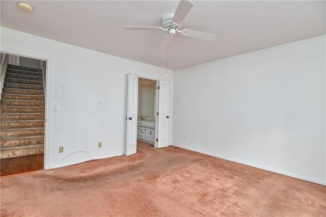 9174 W 102nd Terrace, Overland Park, KS 66212