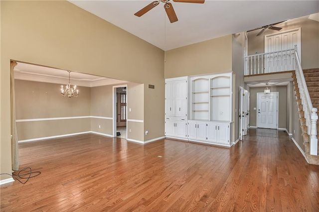 9174 W 102nd Terrace, Overland Park, KS 66212