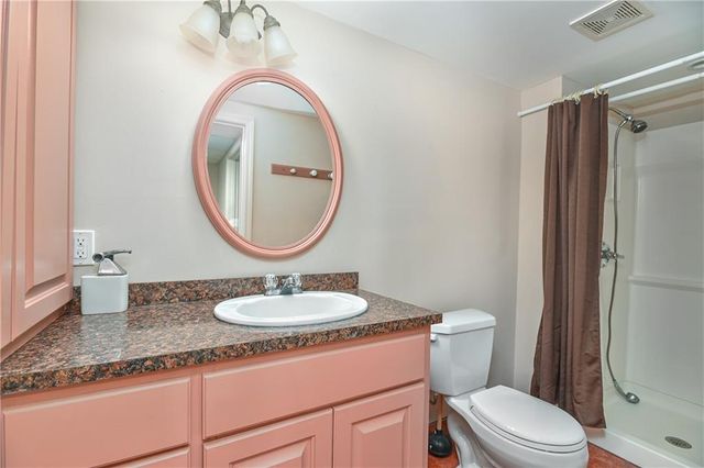 9174 W 102nd Terrace, Overland Park, KS 66212