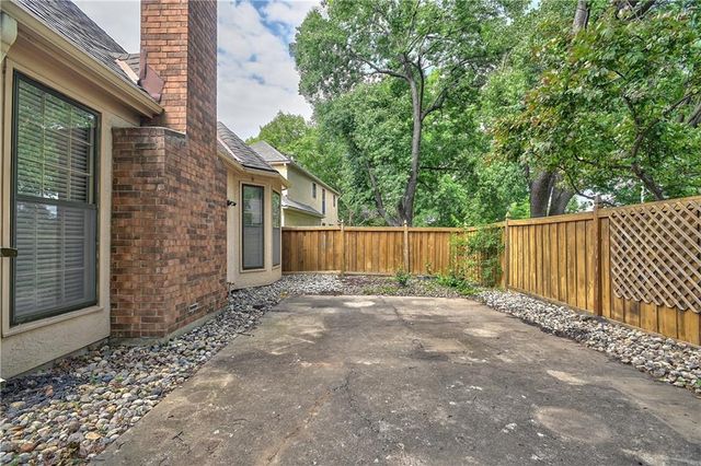 9174 W 102nd Terrace, Overland Park, KS 66212