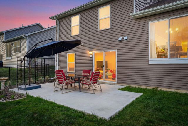 18137 Hidden Creek Trail, Lakeville, MN 55044