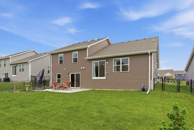 18137 Hidden Creek Trail, Lakeville, MN 55044