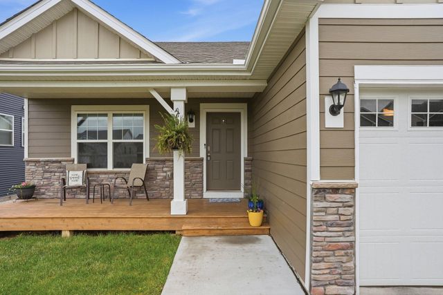 18137 Hidden Creek Trail, Lakeville, MN 55044