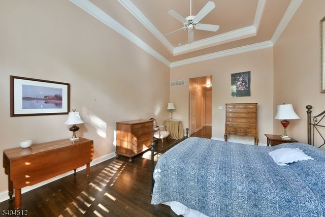 617 Heath Ct, Lambertville City, NJ 08530