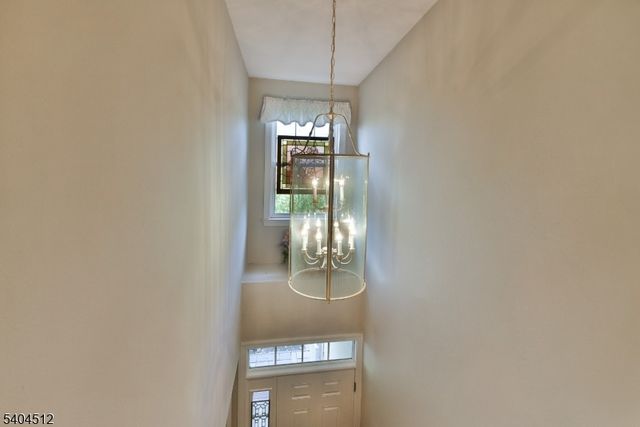 617 Heath Ct, Lambertville City, NJ 08530