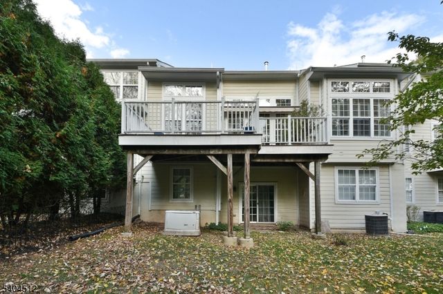 617 Heath Ct, Lambertville City, NJ 08530