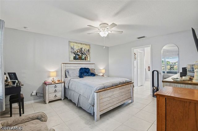1109 NW 12th LN, Cape Coral, FL 33993