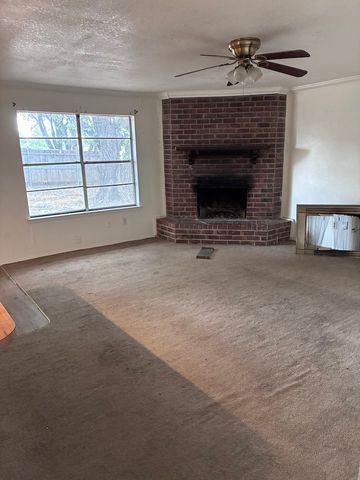 621 Dayton Road, Mansfield, TX 76063