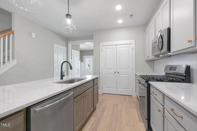 1556 Piney Falls Drive, Wendell, NC 27591