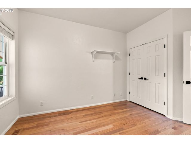 39141 Easton Ln, Springfield, OR 97477