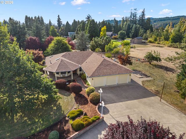 39141 Easton Ln, Springfield, OR 97477