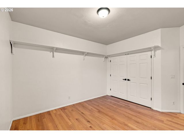 39141 Easton Ln, Springfield, OR 97477