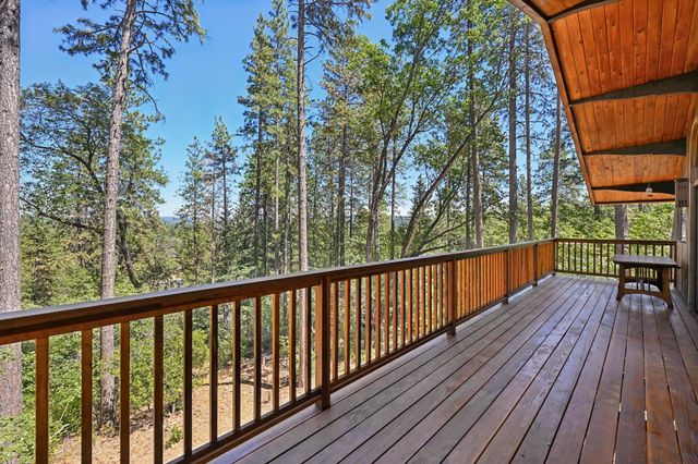 1710 Sierra View Dr, Meadow Vista, CA 95722