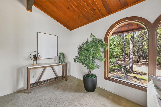 1710 Sierra View Dr, Meadow Vista, CA 95722