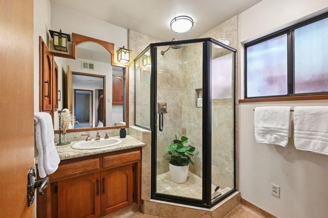 1710 Sierra View Dr, Meadow Vista, CA 95722