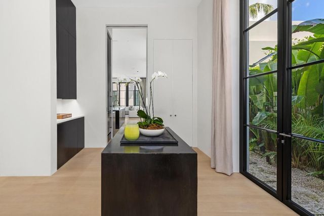 241 Jungle Road, Palm Beach, FL 33480