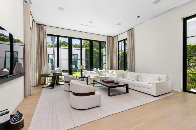 241 Jungle Road, Palm Beach, FL 33480