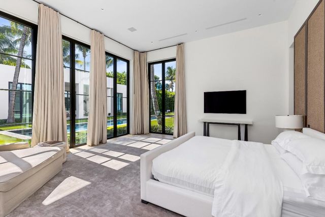 241 Jungle Road, Palm Beach, FL 33480