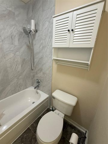 2120 El Paseo Street 2406, Houston, TX 77054