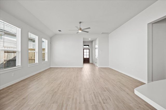 162 Paul Pena DR, San Marcos, TX 78666