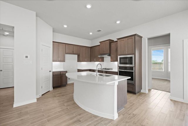 162 Paul Pena DR, San Marcos, TX 78666