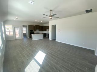 162 Paul Pena DR, San Marcos, TX 78666