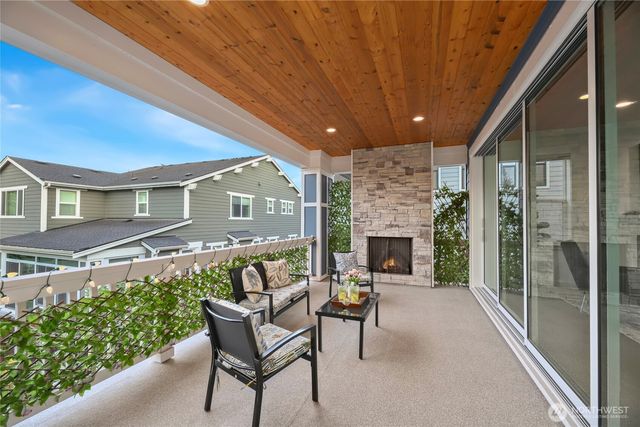 4728 165th Place NE, Redmond, WA 98052