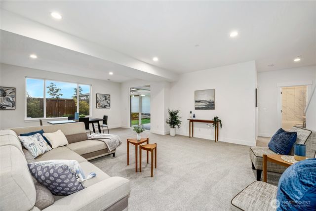 4728 165th Place NE, Redmond, WA 98052