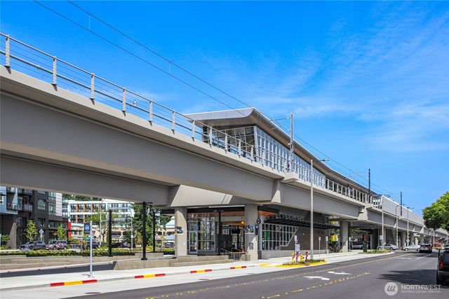 4728 165th Place NE, Redmond, WA 98052