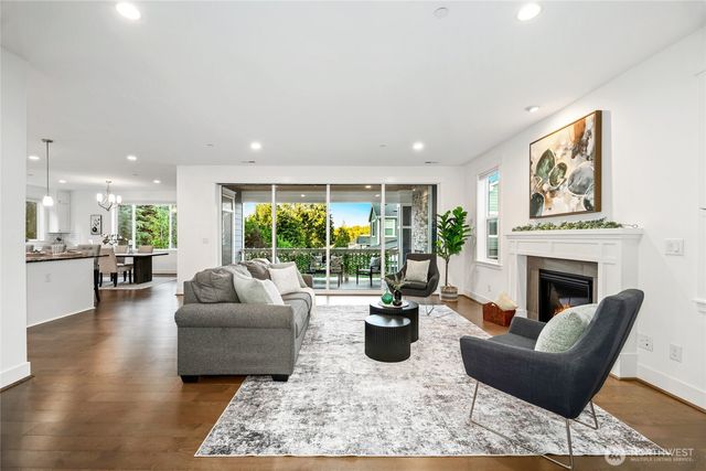 4728 165th Place NE, Redmond, WA 98052