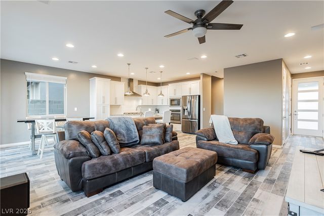 800 Ariel Heights Avenue, Las Vegas, NV 89138