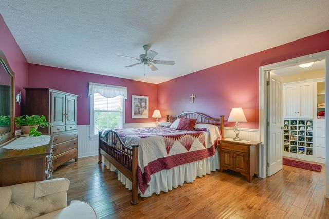 763 Glenview Drive, Howard, OH 43028