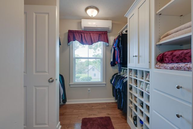 763 Glenview Drive, Howard, OH 43028
