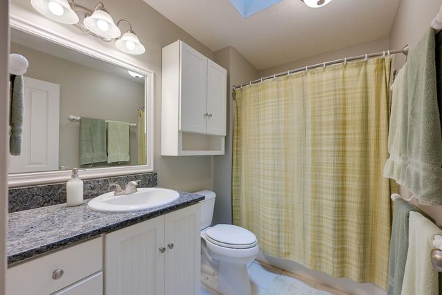 763 Glenview Drive, Howard, OH 43028