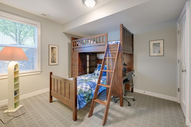 763 Glenview Drive, Howard, OH 43028