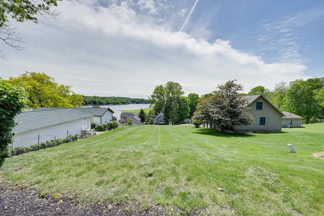 763 Glenview Drive, Howard, OH 43028