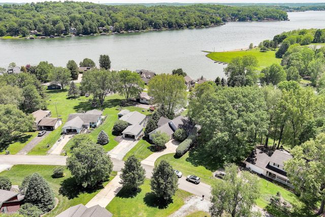 763 Glenview Drive, Howard, OH 43028