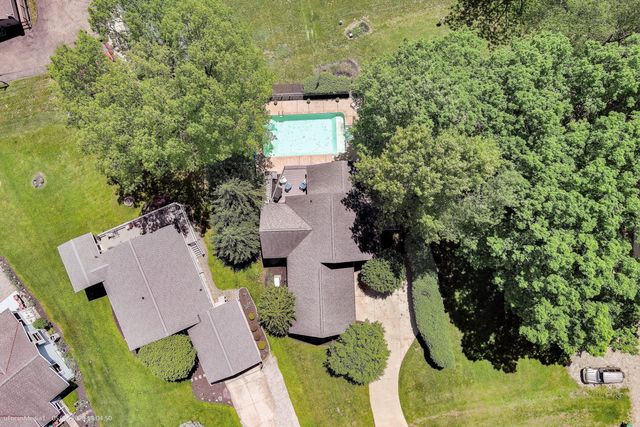 763 Glenview Drive, Howard, OH 43028