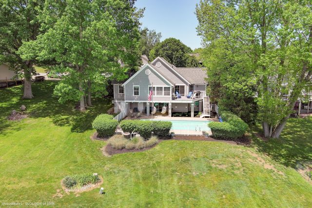 763 Glenview Drive, Howard, OH 43028