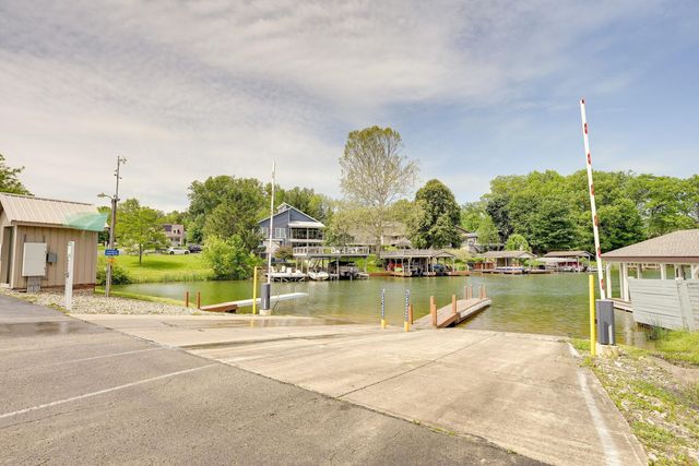763 Glenview Drive, Howard, OH 43028