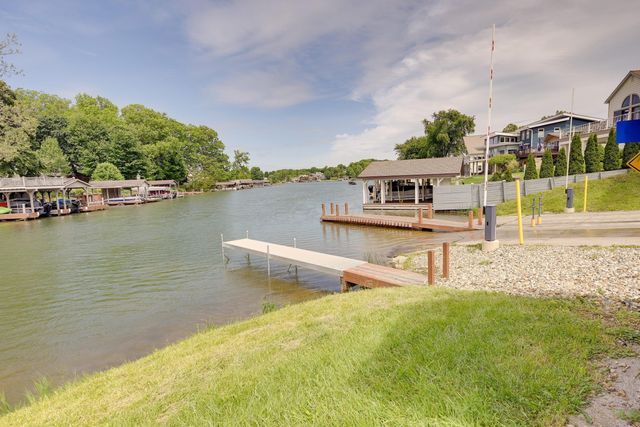 763 Glenview Drive, Howard, OH 43028
