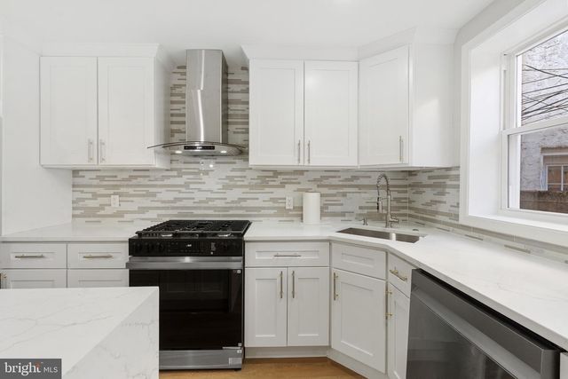 1203 MOORE ST, Philadelphia, PA 19148