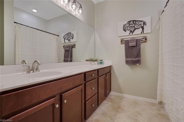2704 Blossom WAY, Naples, FL 34120