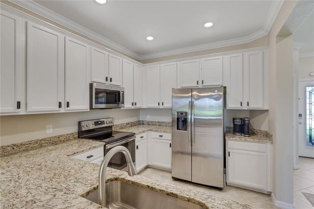 2704 Blossom WAY, Naples, FL 34120