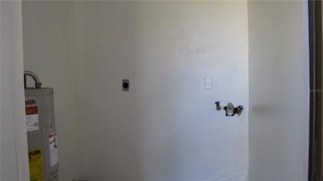 5215 E COLUMBUS DRIVE A, Tampa, FL 33619