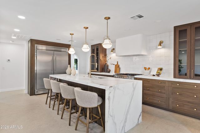 4534 N 30TH Place, Phoenix, AZ 85016