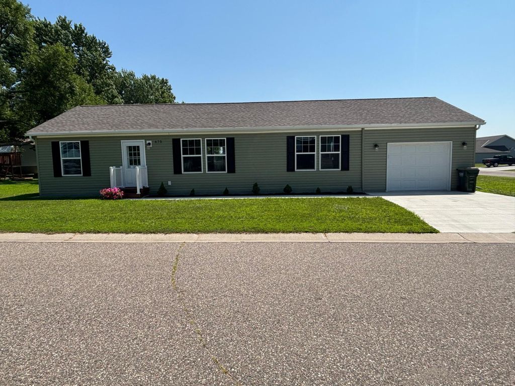 675 Brooks Street S, Eden Valley, MN 55329